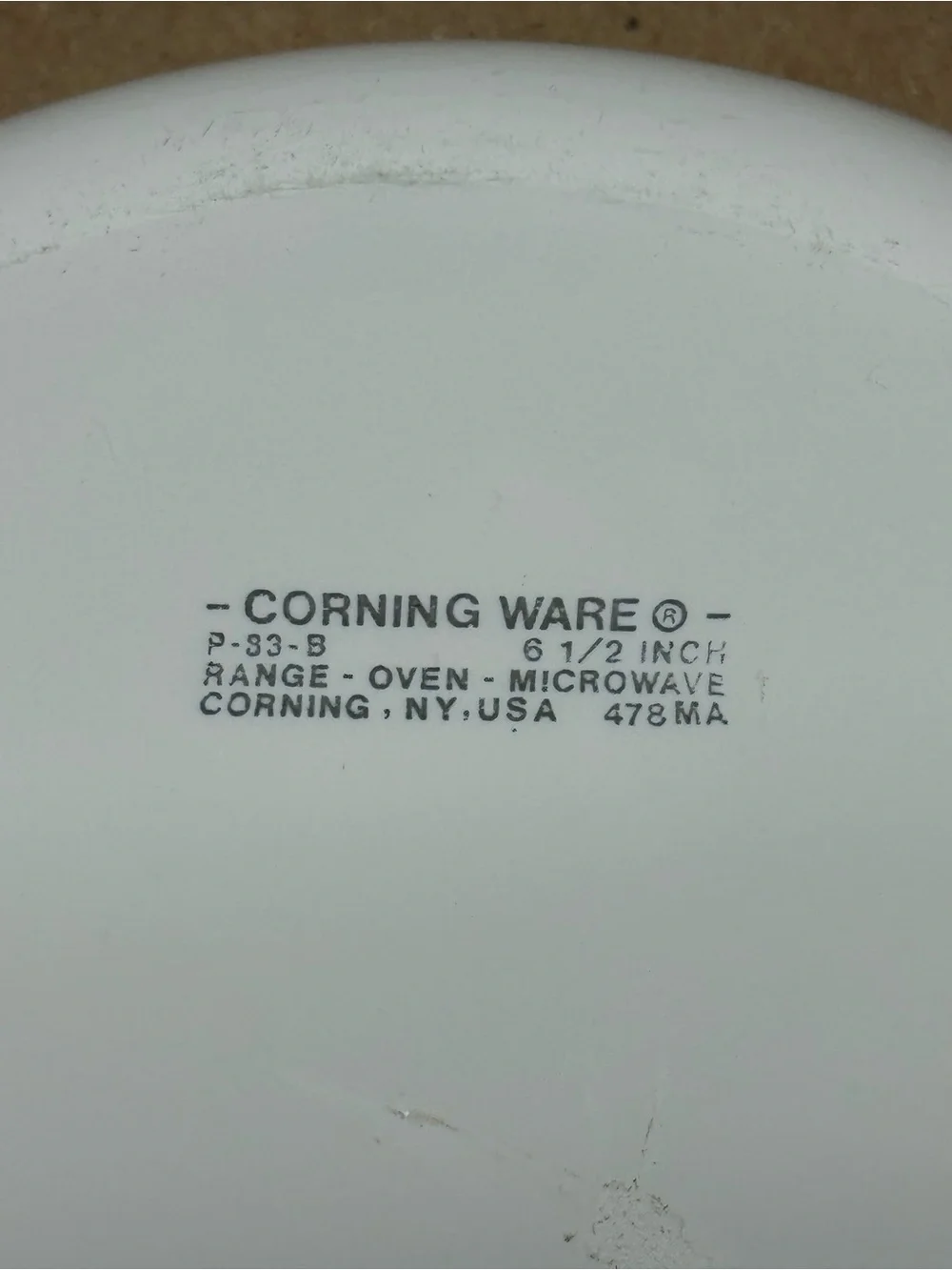 Corningware White Le Persil Ceramic Serving Dish with Vegetable Design